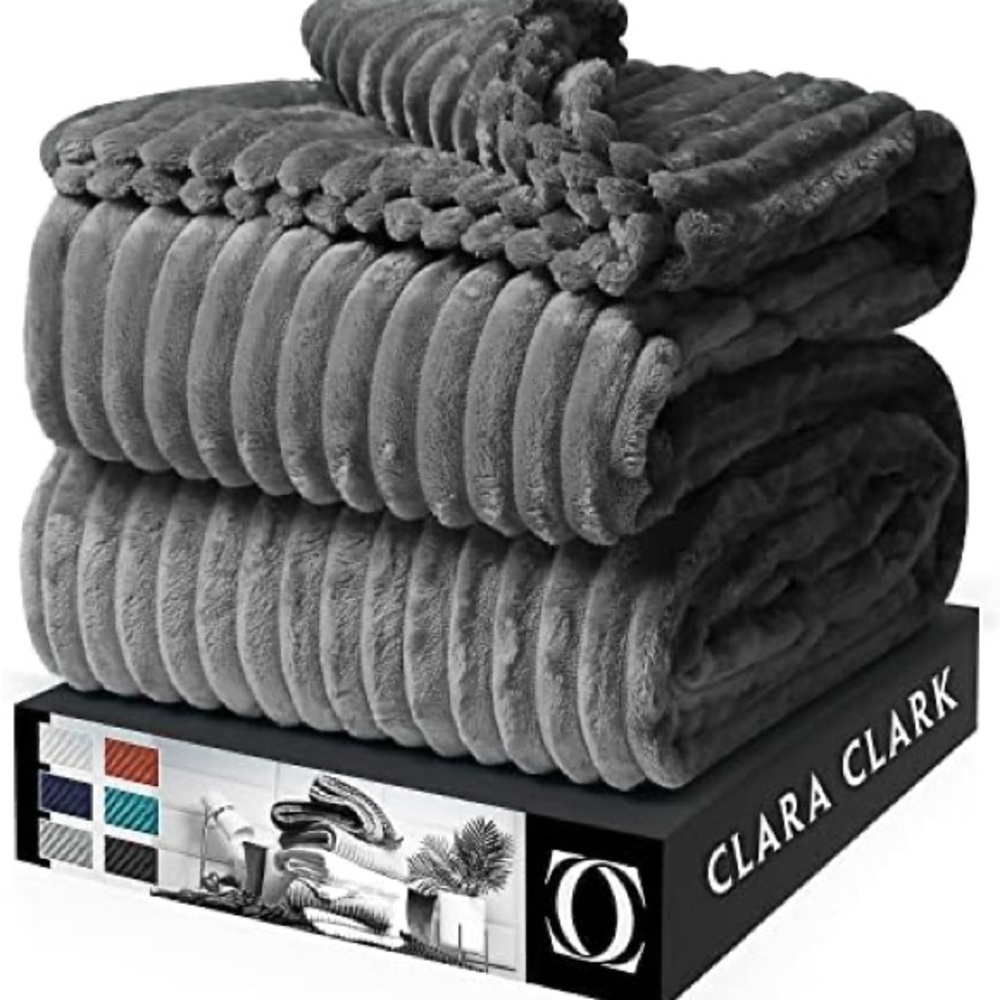 Clara Clark Fleece Blanket NWT King, Queen, Full, Twin  & Throw sizes